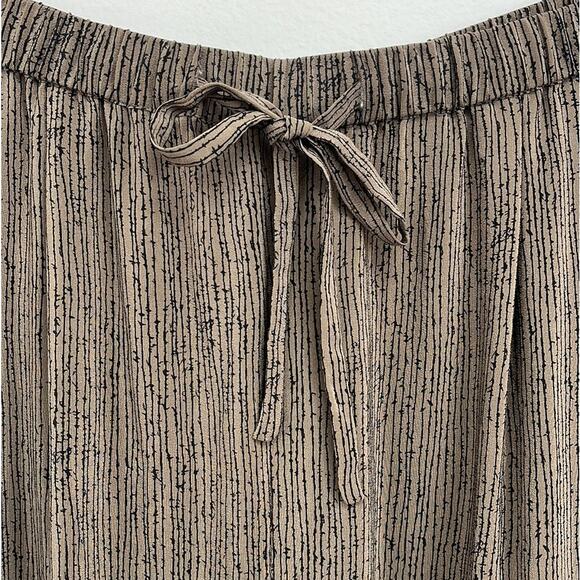 Silk Club Collection 100% Silk Drawstring Pull-on Loose Flowy Pants - Large - Picture 6 of 11